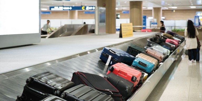 BAGGAGE Baggage Claim